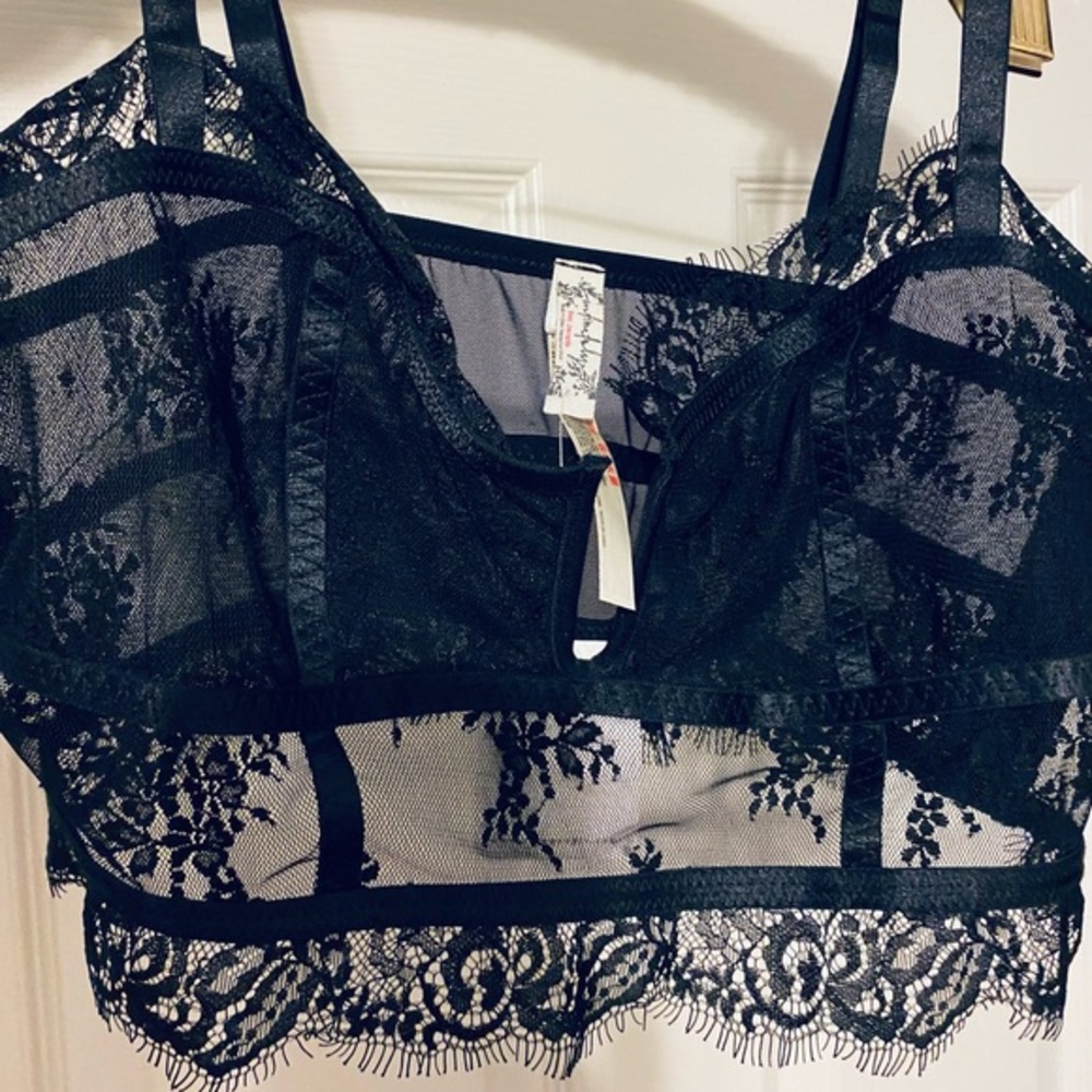 FREE PEOPLE BRALETTE NWT
